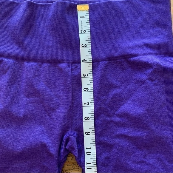 LULULEMON Seamlessly Street Crop Capri Yoga Workout Pant Heather Iris Purple 8 - Picture 7 of 10
